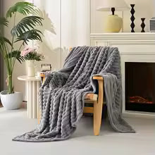 CloudHug™ Luxury Faux Fur Blanket