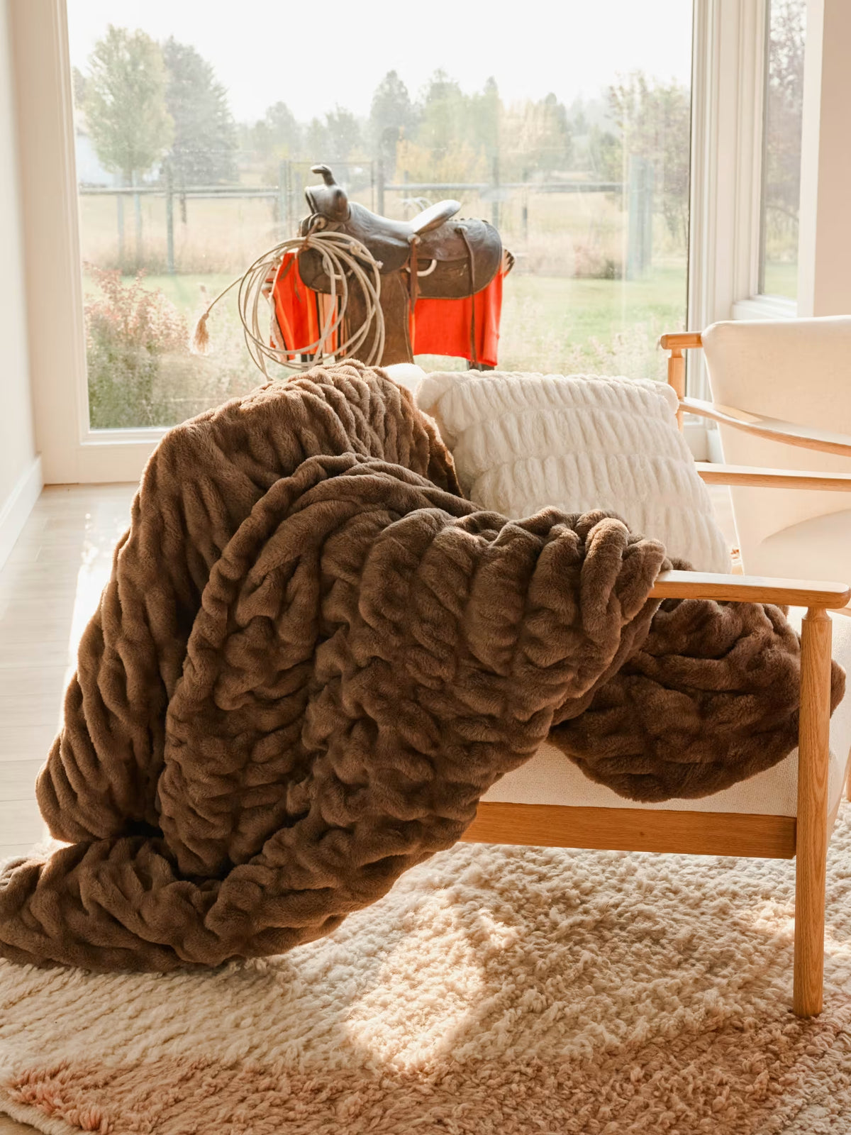 CloudHug™ Luxury Faux Fur Blanket