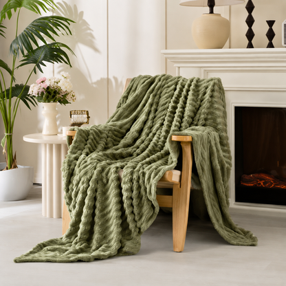 CloudHug™ Luxury Faux Fur Blanket
